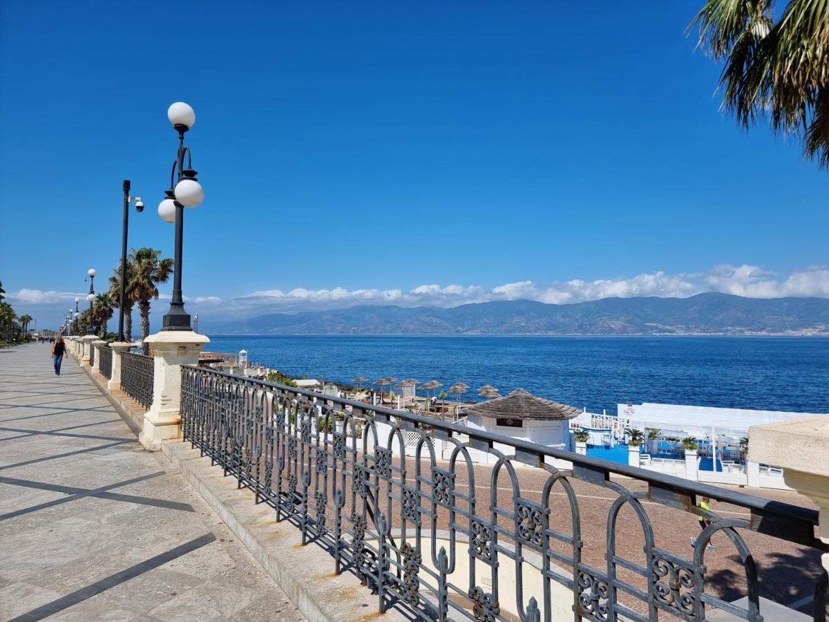Апартаменты Loft Magna Grecia Reggio Calabria Centro Storico A 3 Minuti A Piedi Dal Mare Экстерьер фото