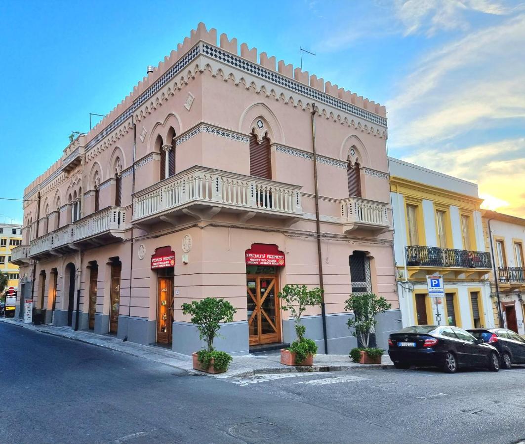Апартаменты Loft Magna Grecia Reggio Calabria Centro Storico A 3 Minuti A Piedi Dal Mare Экстерьер фото