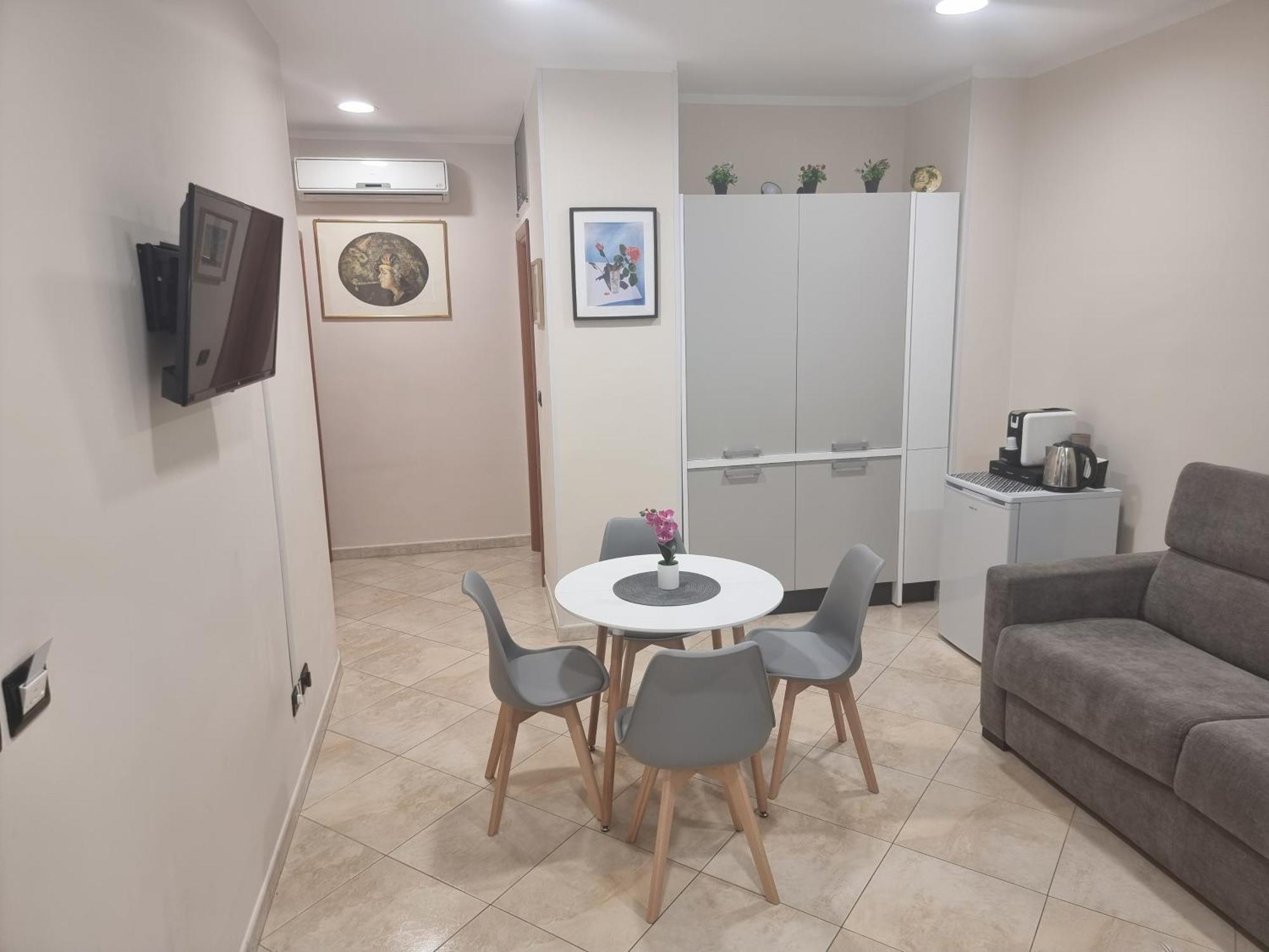 Апартаменты Loft Magna Grecia Reggio Calabria Centro Storico A 3 Minuti A Piedi Dal Mare Экстерьер фото