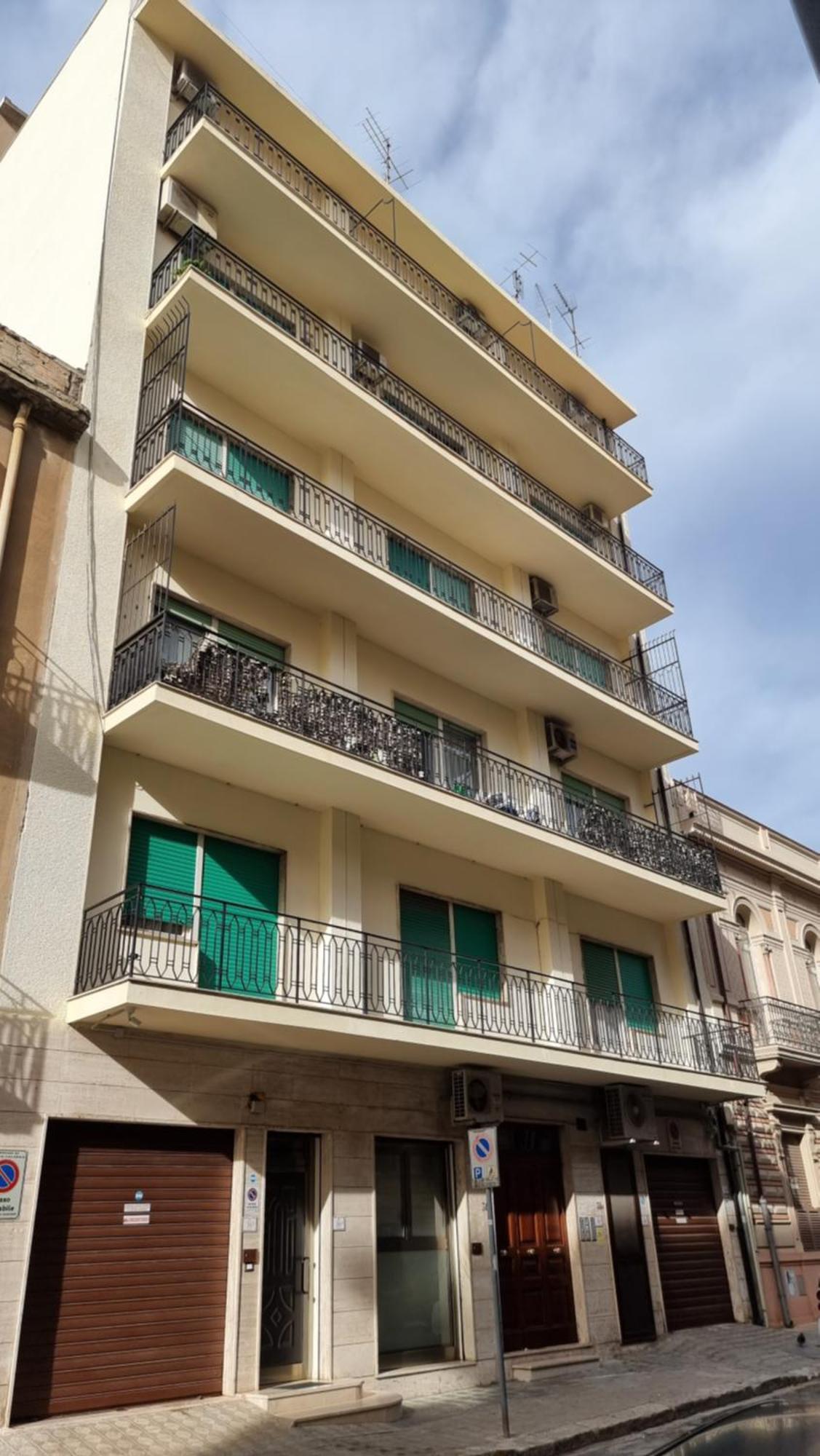 Апартаменты Loft Magna Grecia Reggio Calabria Centro Storico A 3 Minuti A Piedi Dal Mare Экстерьер фото